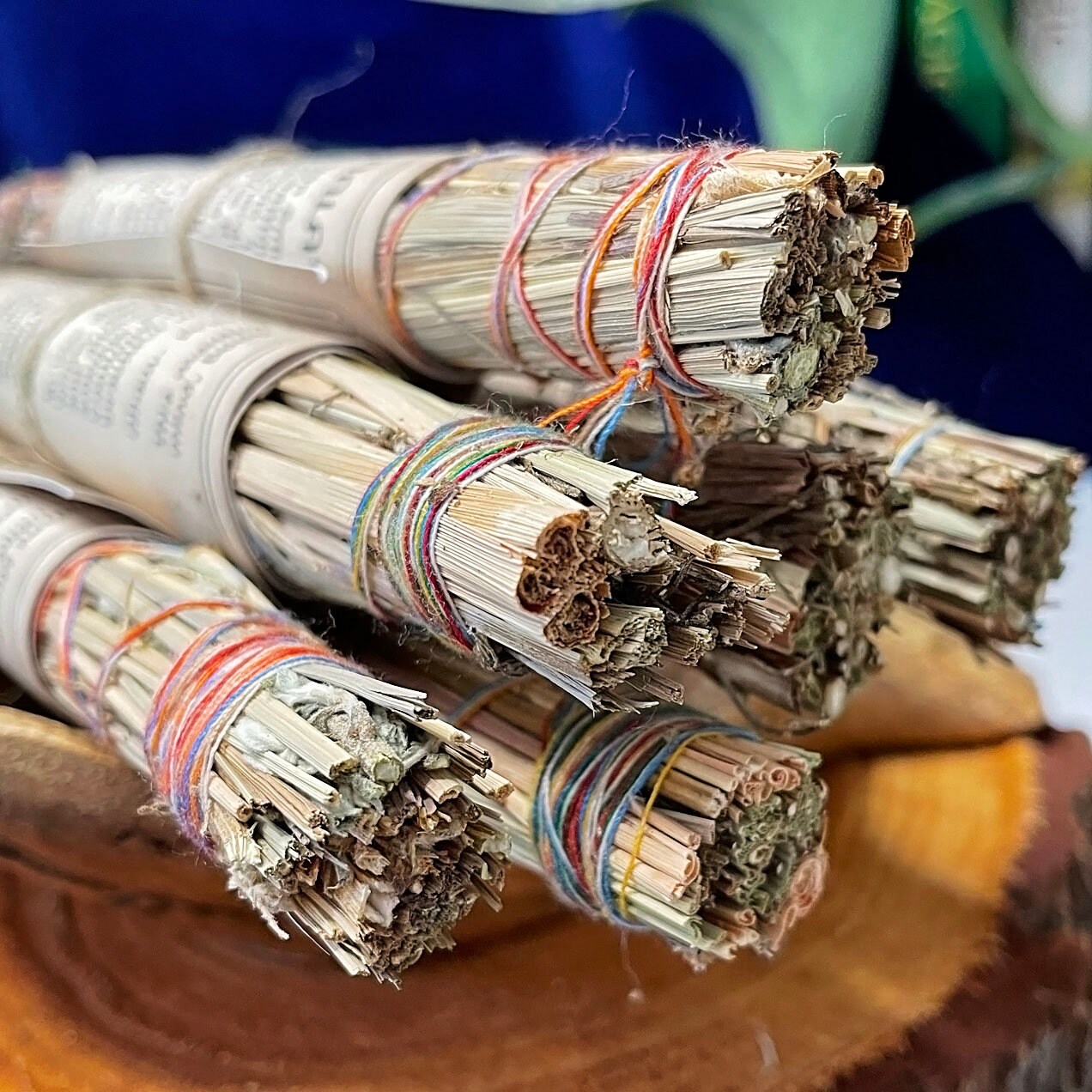 Himalayan Smudge Stick - Ritual - Incense - Altar - Smudging - Sage - White